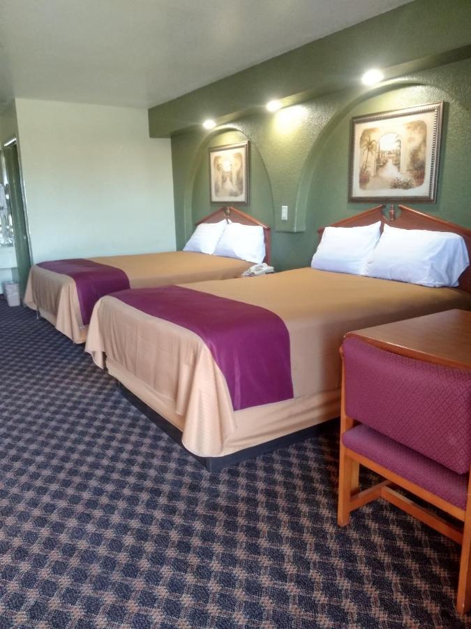 Budget Inn San Antonio Downtown I-10 East Экстерьер фото